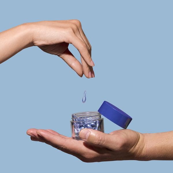 ageLOC_TruFace_Essence_Ultra_PDP_carrousel_img-3-min