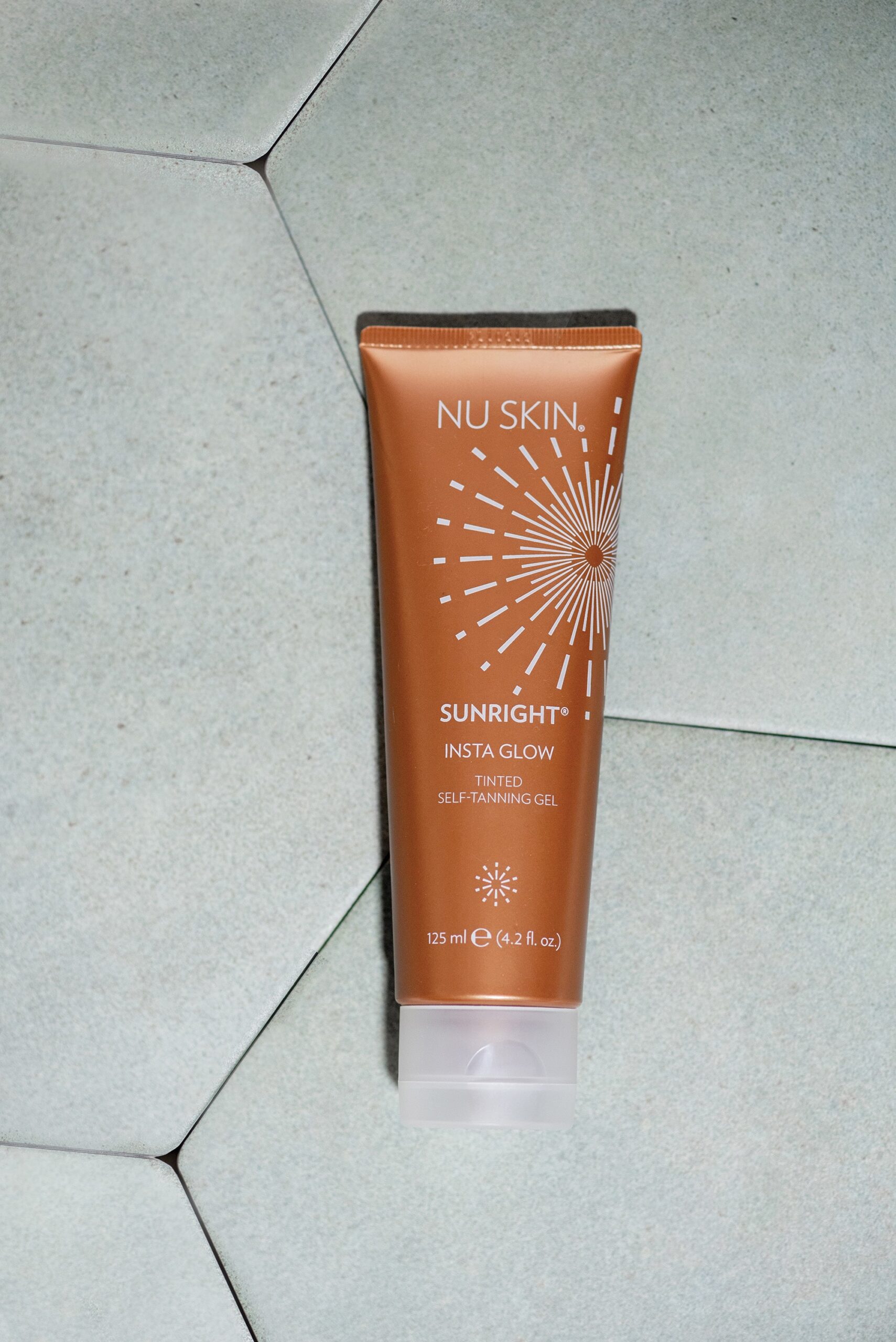 nu-skin-sunright-insta-glow-product-picture (58)-min
